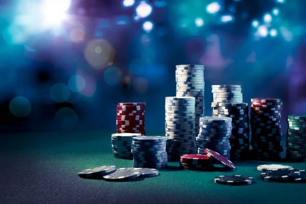 Slot game portfolio and live-dealer interface options on merahtoto slot